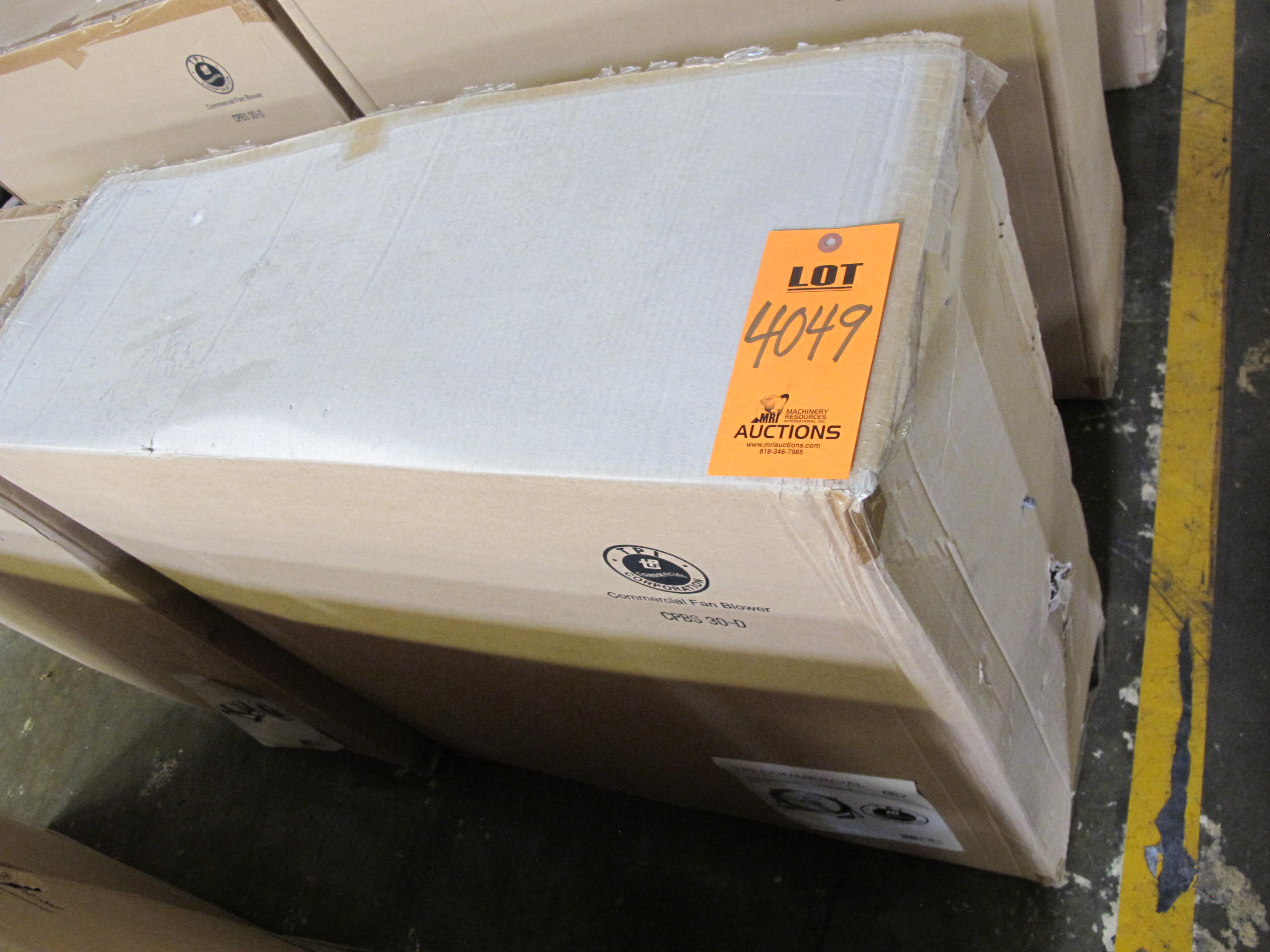 TPI COMMERCIAL FAN BLOWER, 30" MODEL # FE-75DFOL --OR-- CPBS-30-D. LOADING & HANDLING FEE $15-4049